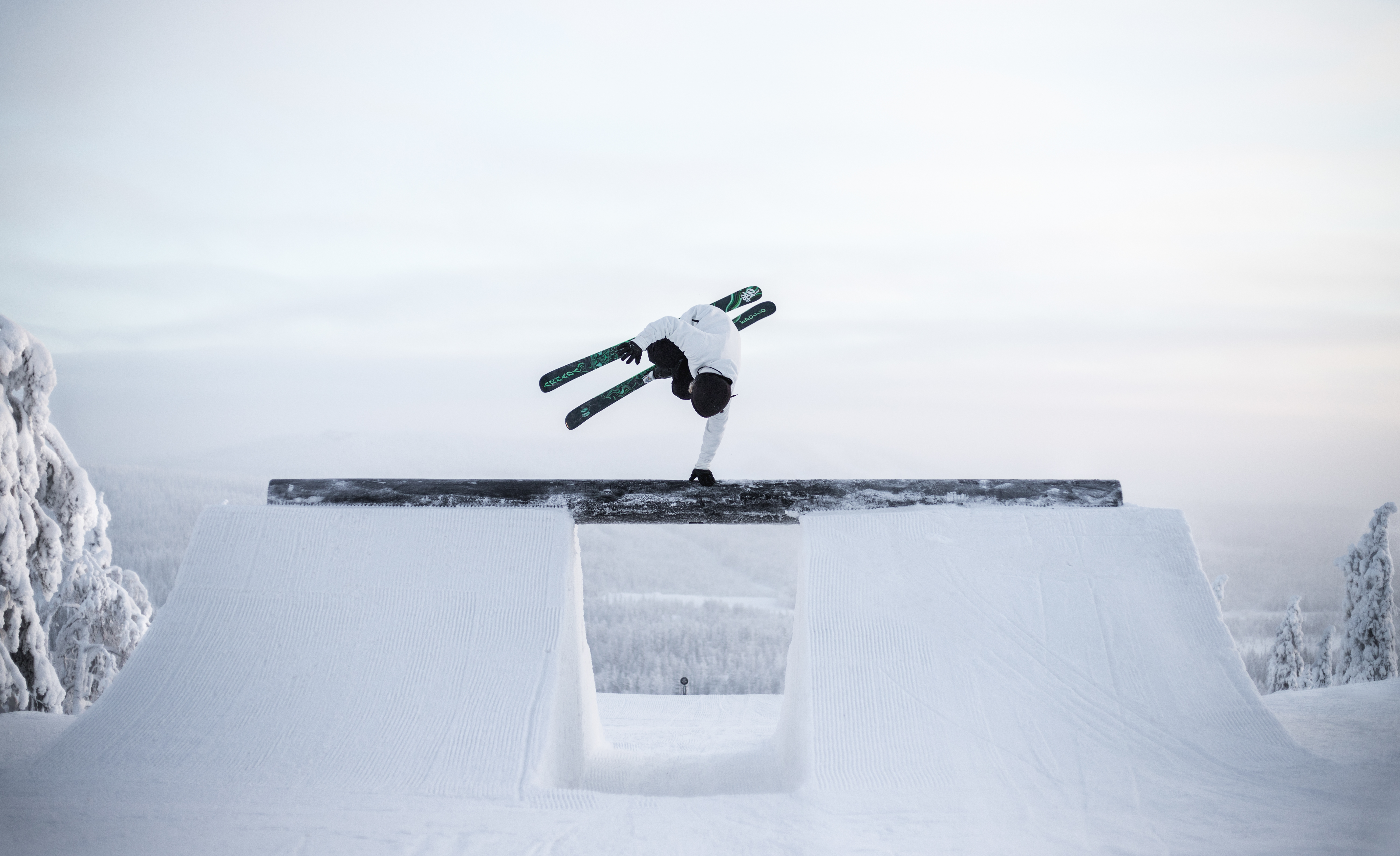 Handplant cork 3 transfer