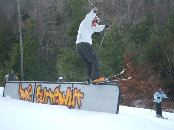 hands WAY up. statue of liberty