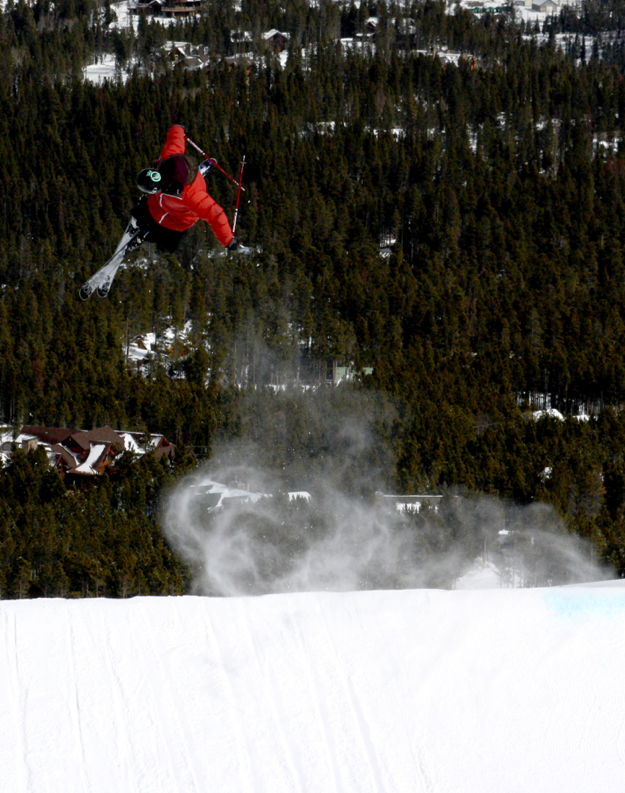 Hathaway Grabs Blunt(s)