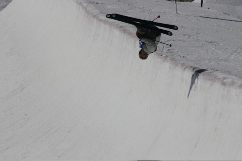 he got allout biger, but it was taken at the end