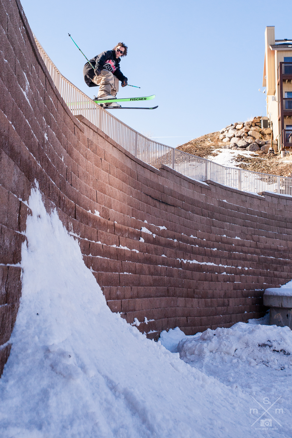 Heff- Rail to Wall Tranny