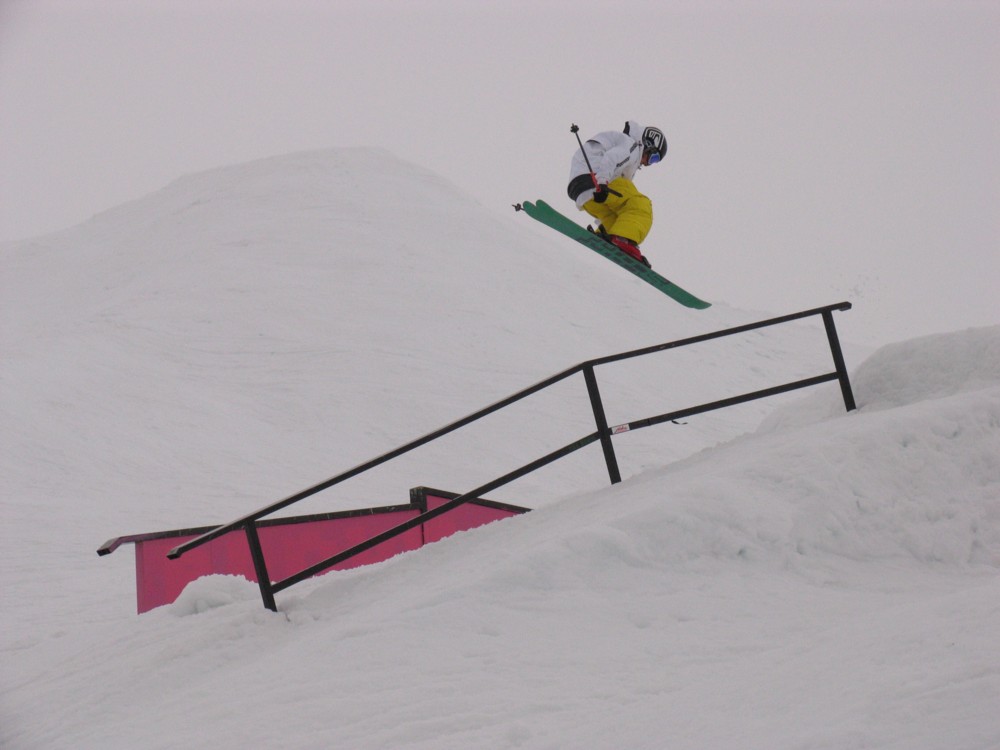 Henke doing a 450 disaster on freeride weekend