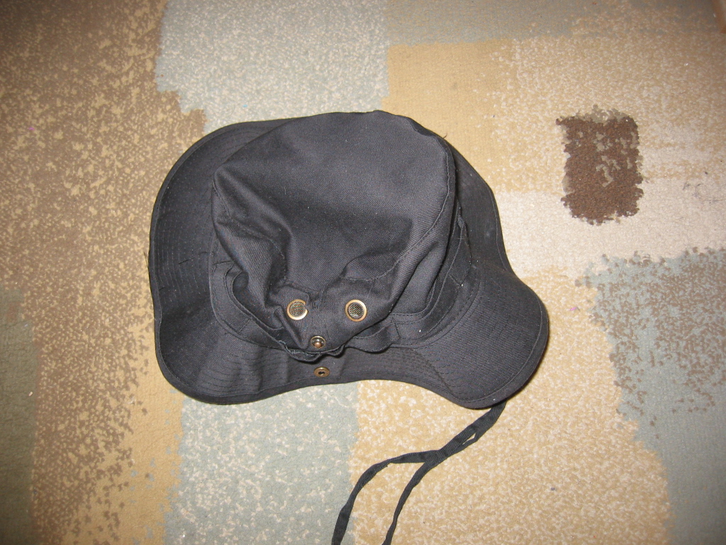 henrik casabon bucket hat