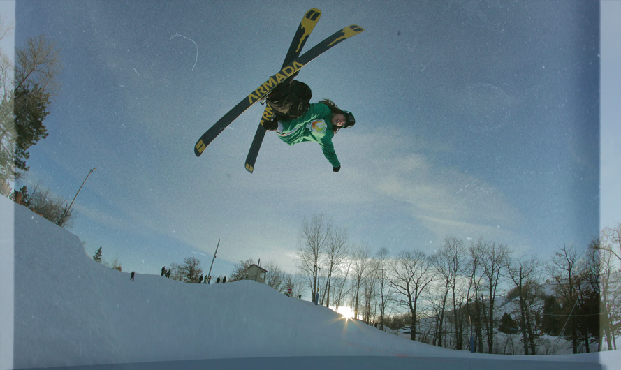 Henrik Harlaut boosting 7 foot pipe