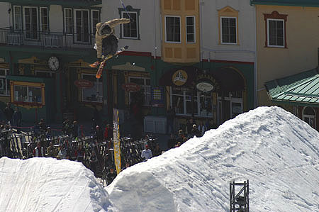 Highland Productions - Spine 360 mute