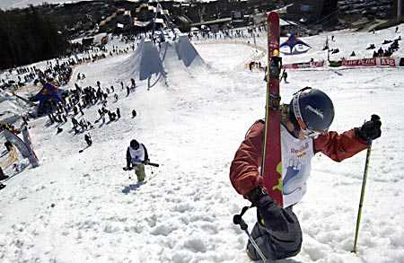 Hiki'n up the landning of the Jump