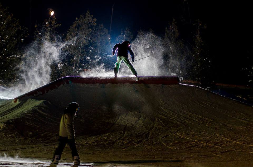 Hittin rails at night