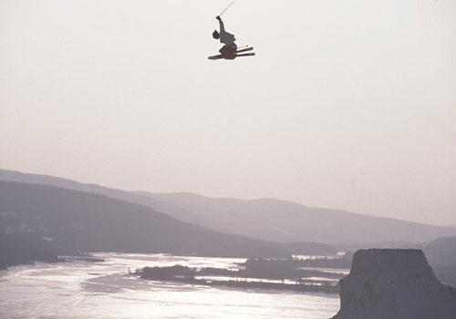 How can he land that without breaking shit?