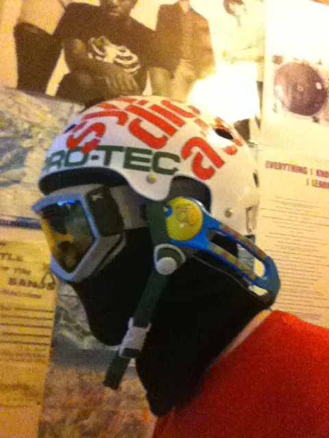 how to wear icons under helmet