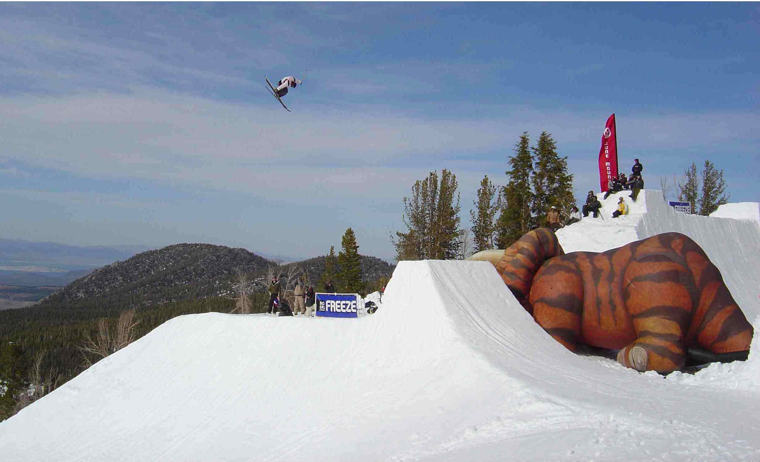 huge cork 3 end to end off the hip.