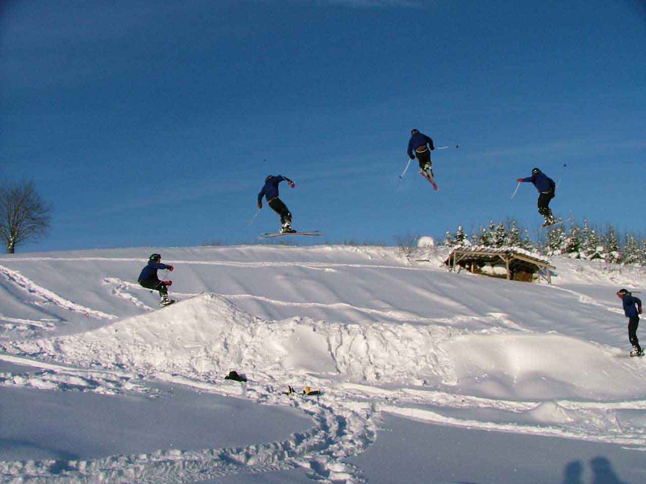 HUGE kicker in Sande norway with a lot of speed!!!