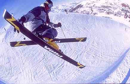 Huge tail in Val T pipe