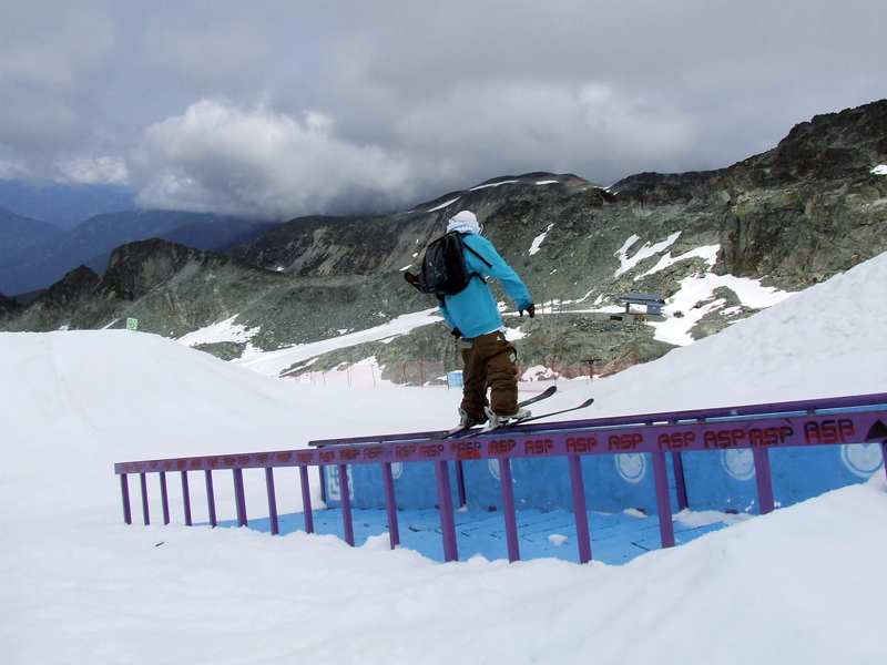 Hustle still to get my pay before I hit bottom