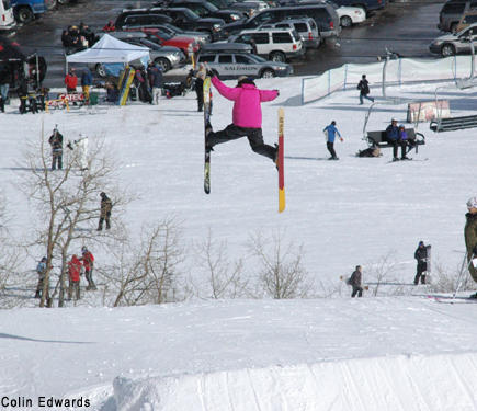 I can do the splits with a gun.