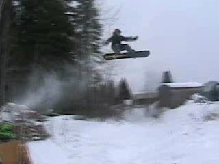 i know its a snow boarder but everyone was too lazy to pick up the camcoder when i went----40ft gap