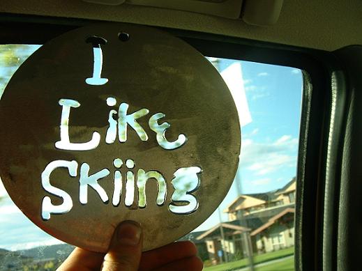 I LIKE SKIING