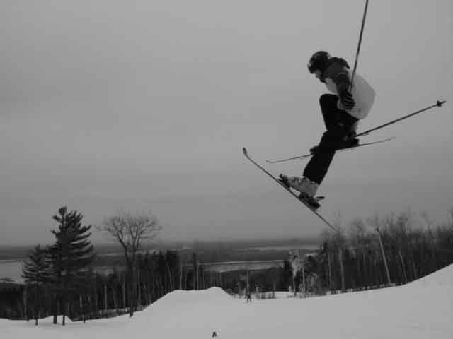 I respect this kid, he's small, and still throws down nice stuff