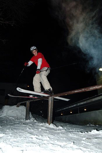 Iam  not looking to happy