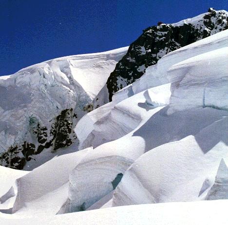 Ice formations up the Tasman Glacier