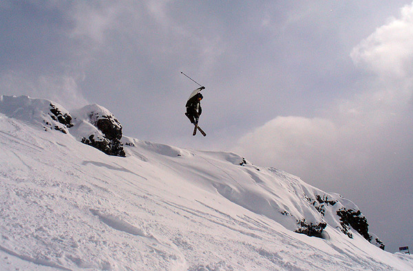 I'm just a city girl trying to make it in this crazy crazy world ;)