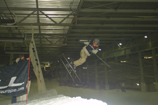 indoor halfpipe contest
