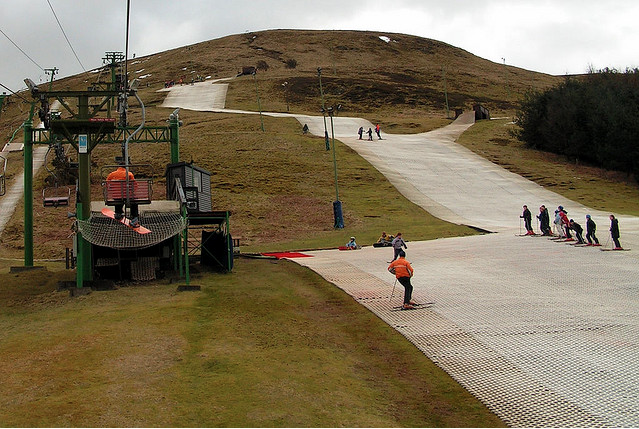 Interesting picture of skiing without snow!