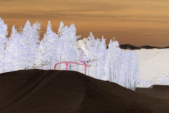 inverted colors of railslide