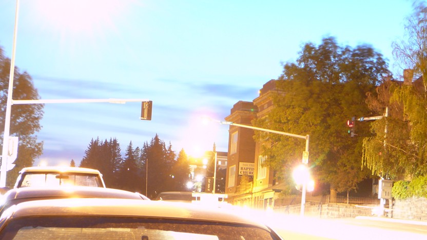 It gets dark at 10 o'clock here