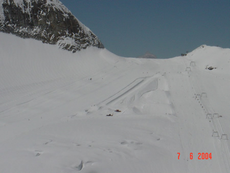 Its so cool to ski in the Summer. 10 CÂ° so cool!!!