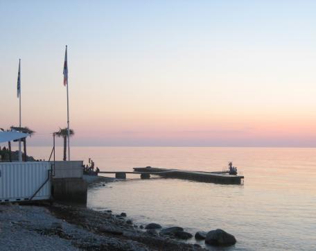 its so damn pretty here in the summers!...sometimes...