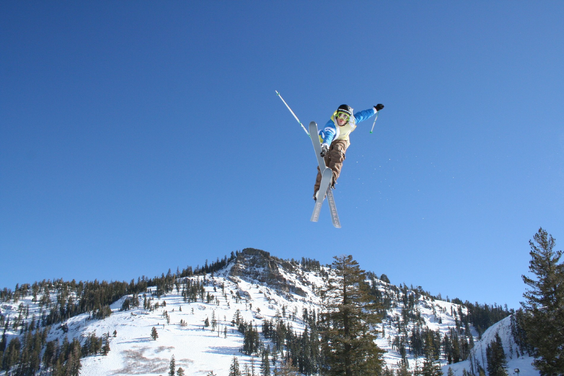 Jaime Melton kissing demonstration