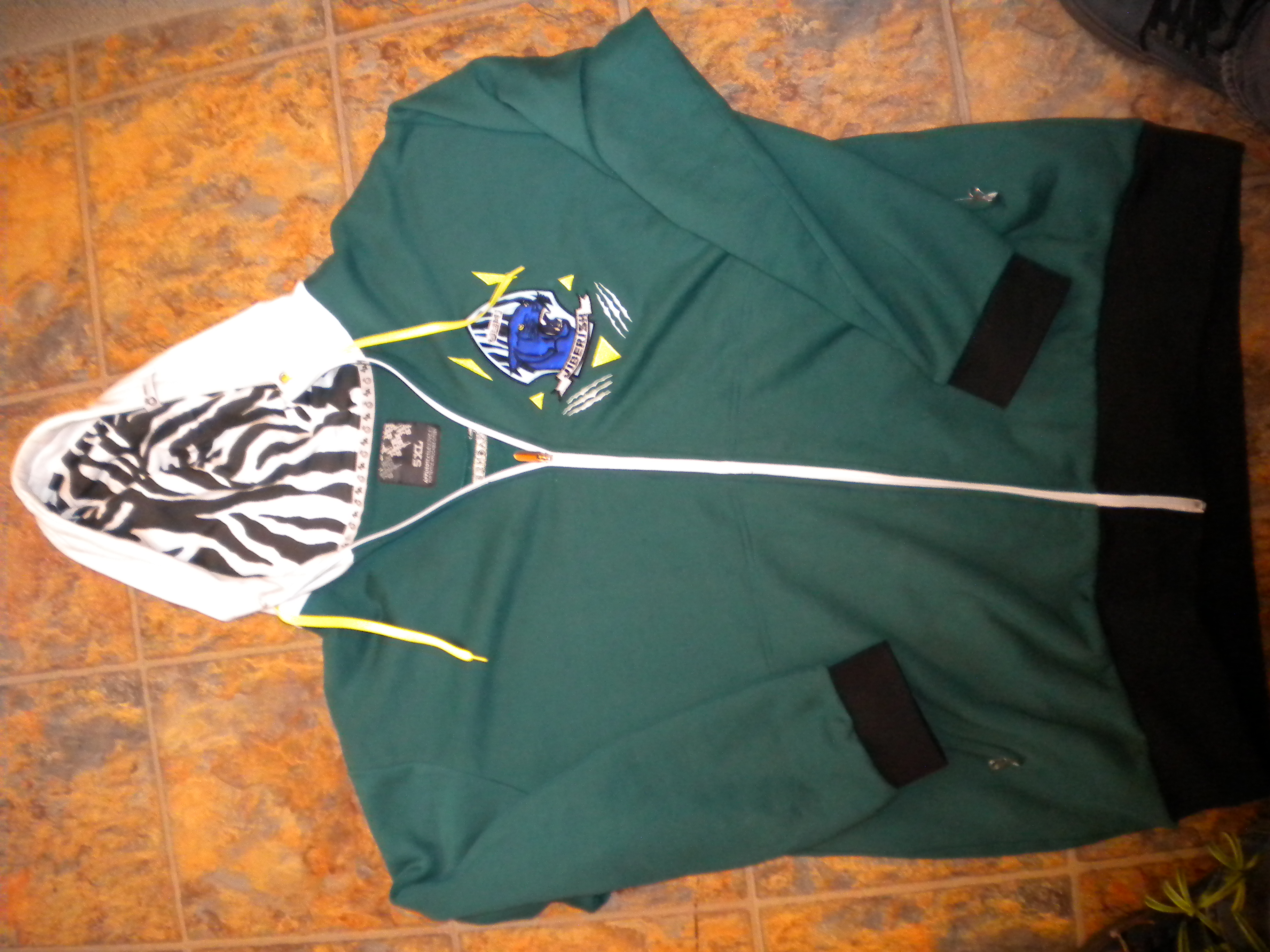 Jiberish 5XL bagheere