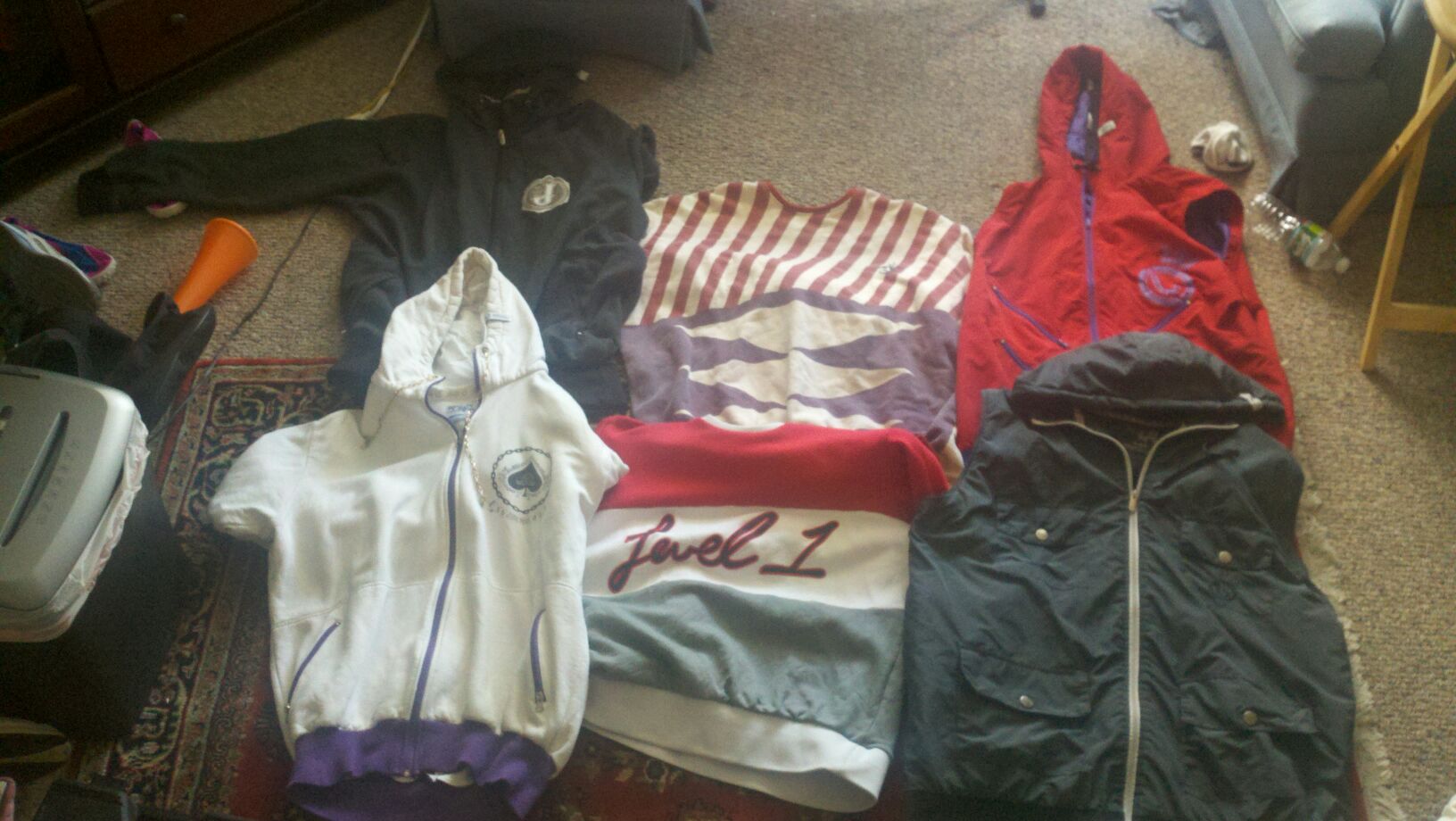 Jibiersh before smash and grab case.