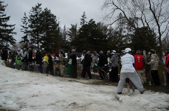 Jibtest- athletes line up