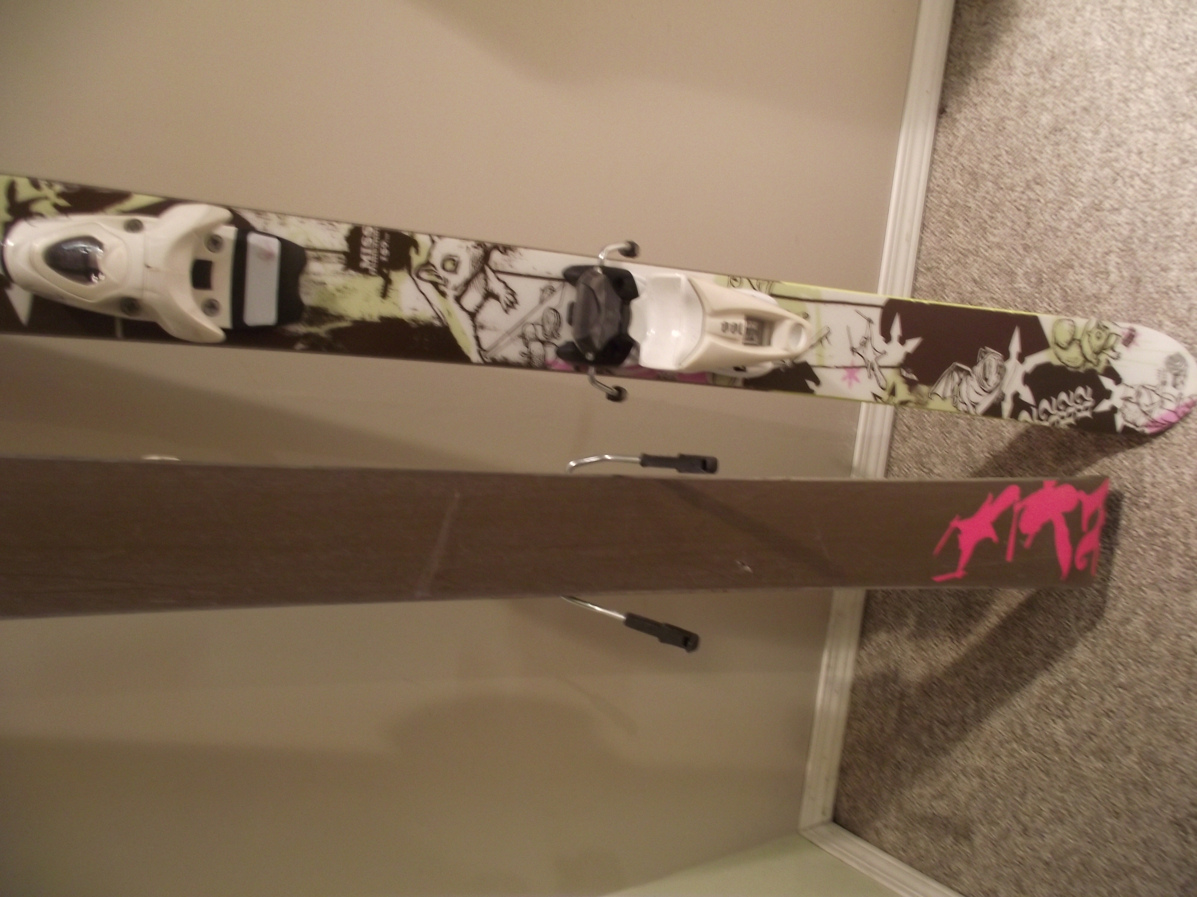 K2 miss demenor with binding