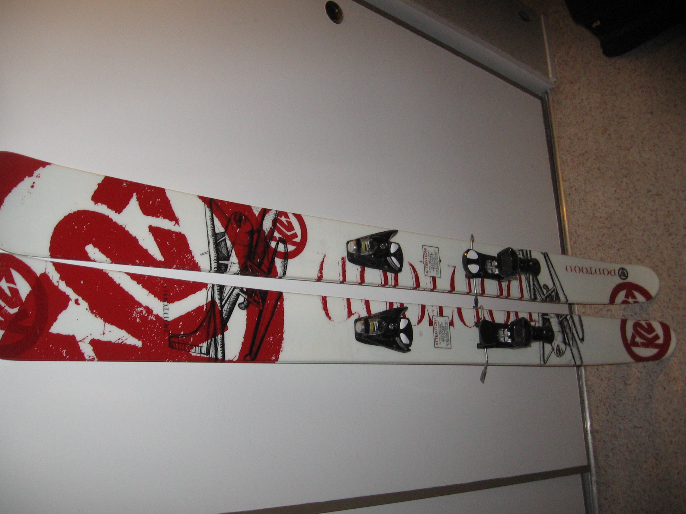 K2 Pontoons 06/07 - 1 of 5