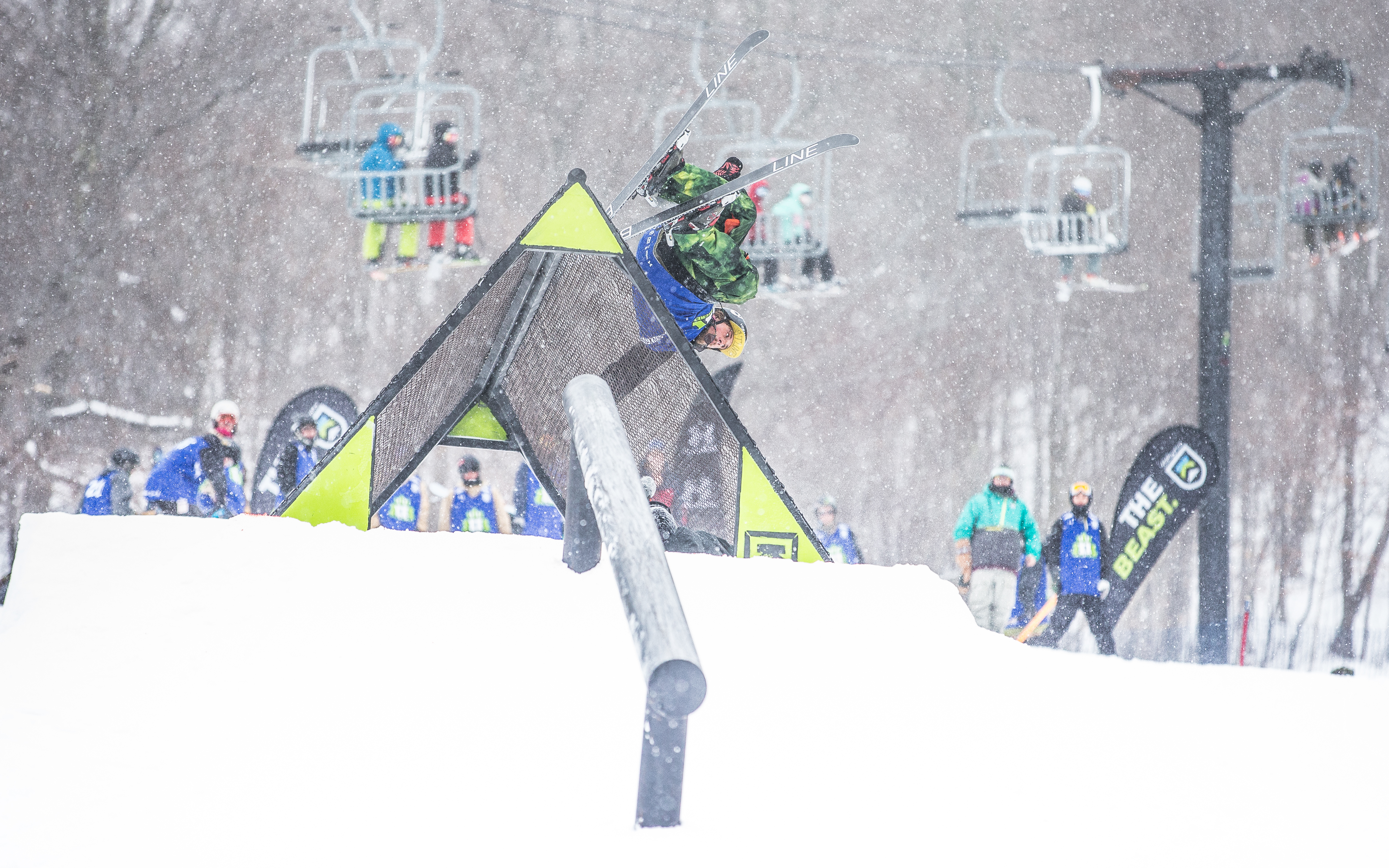 Kevin Merchant - Handplant