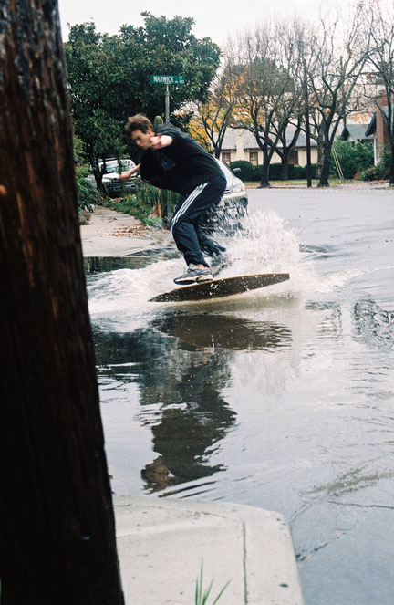 kick flip skimboard thinger
