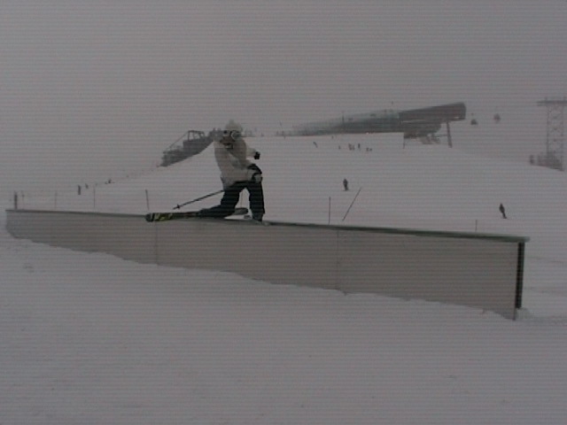 Knee on rail