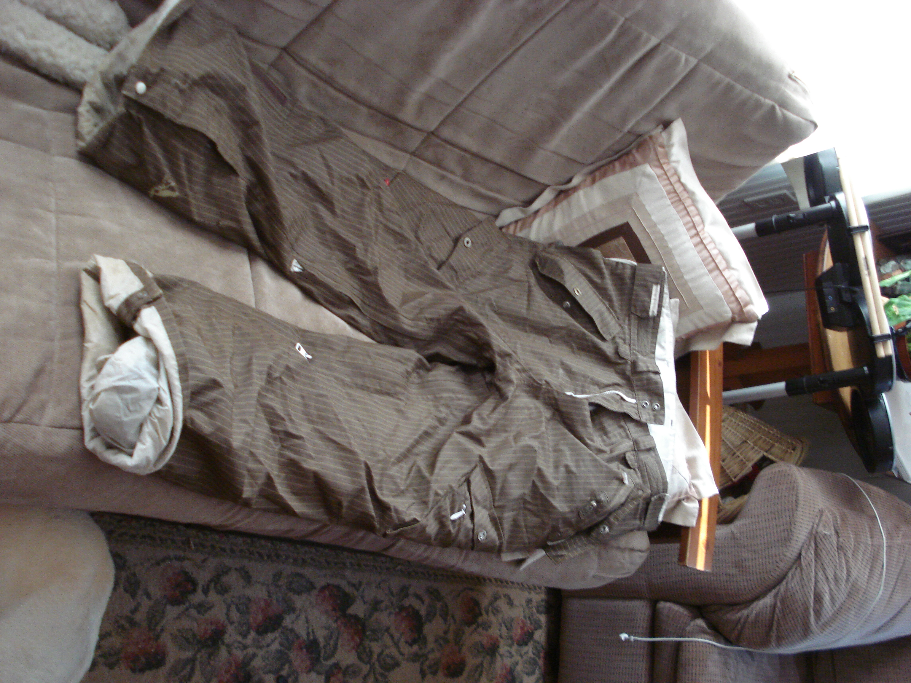 Large four square pants