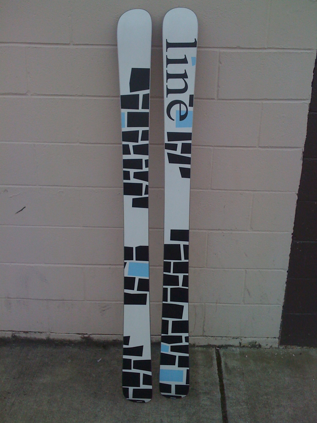 Line Elizabeth (bottom)