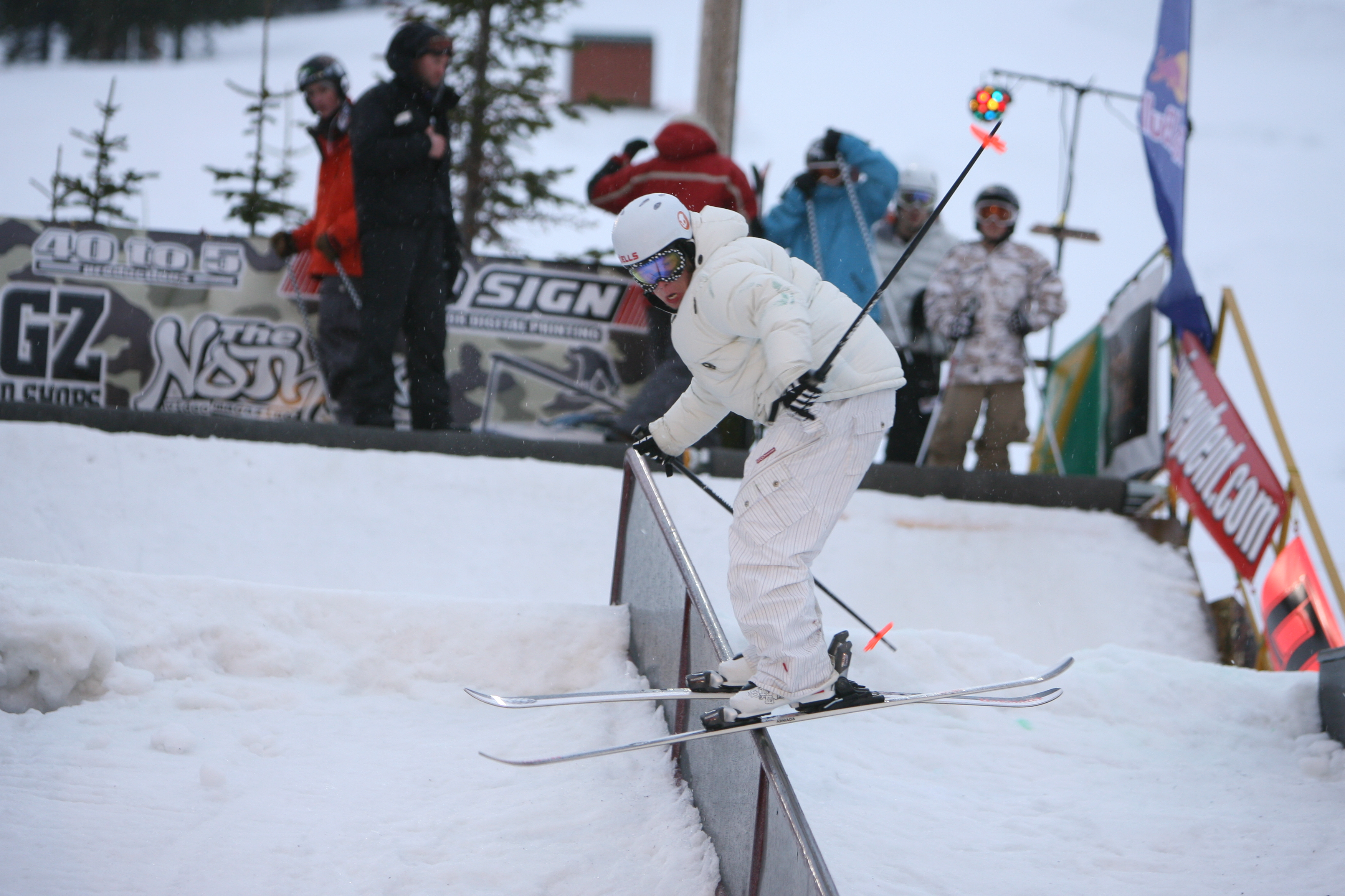 Lip 270 on pretzal 270 out