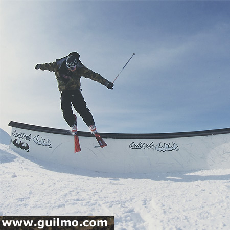 Lolo Favre on a strange rail...