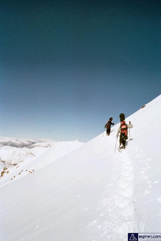 look on the ridge in front, there's 2 dots that me and thats the face we gonna hit