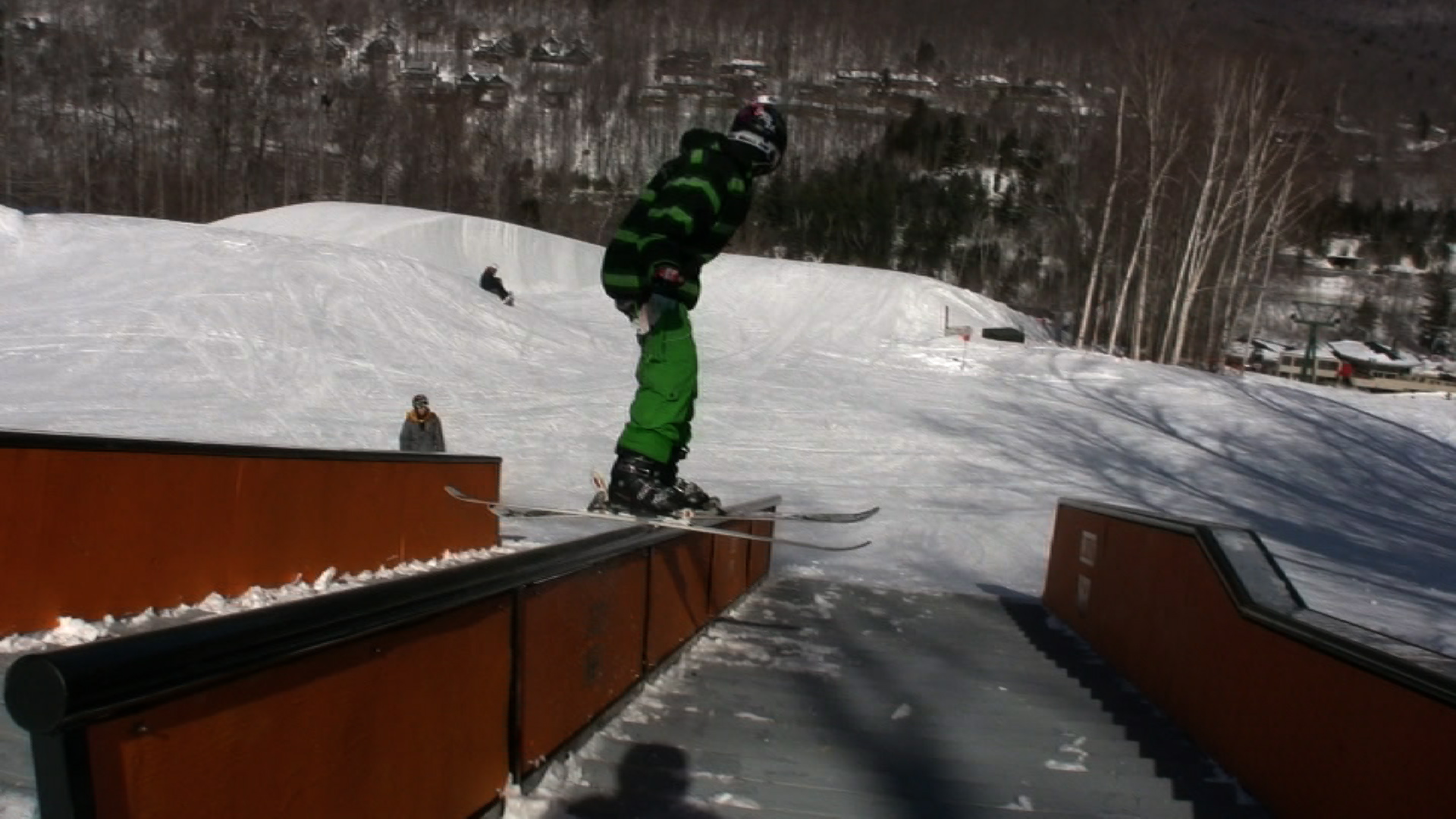 Loon stair set rail