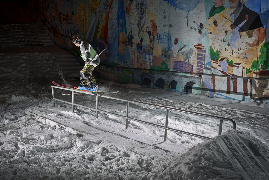 Manhattan Square Park Rail