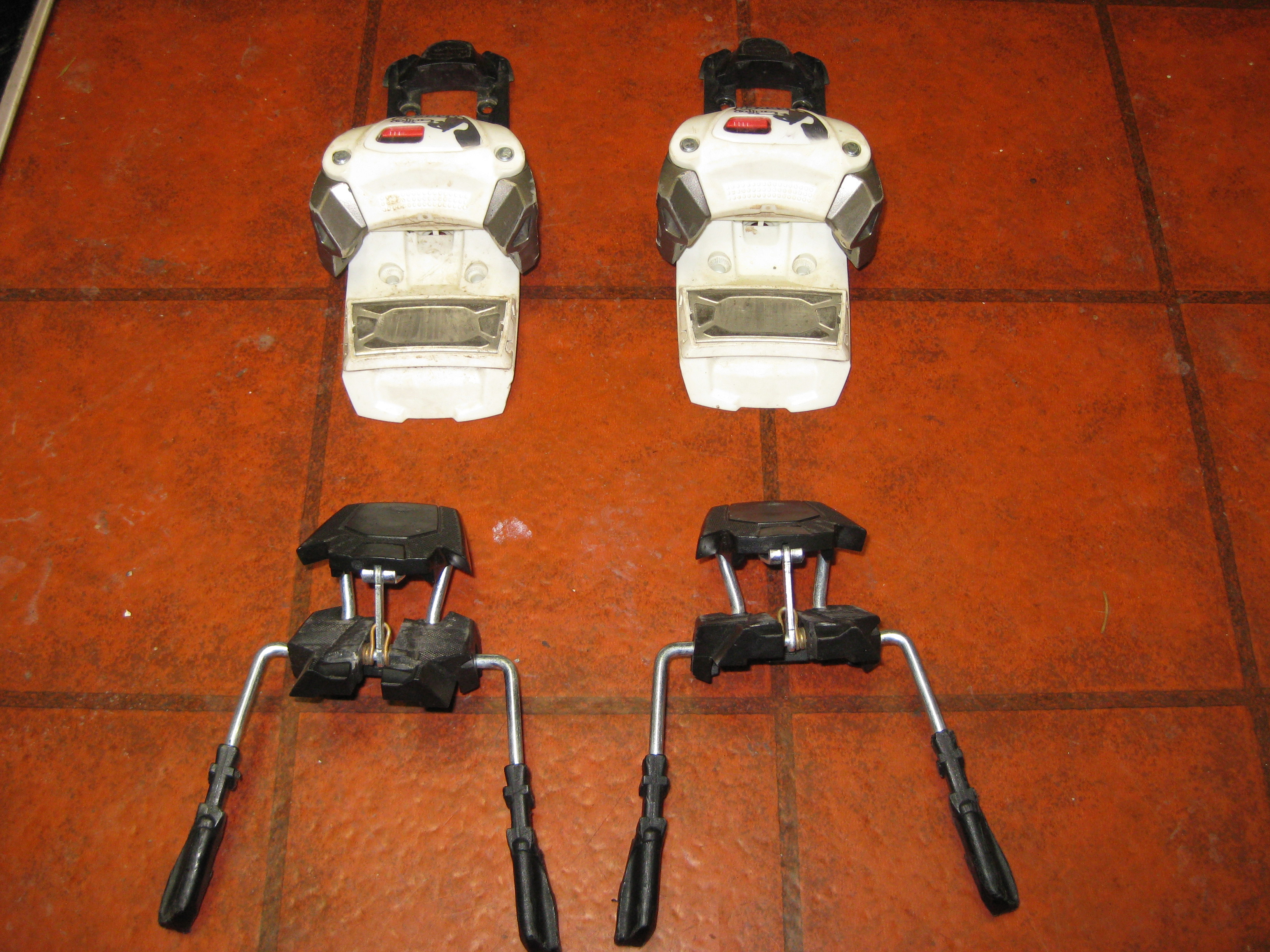 Marker Griffons 08-09 FS