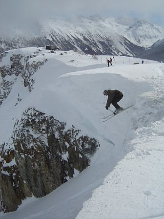 Max Dropping 25 footer