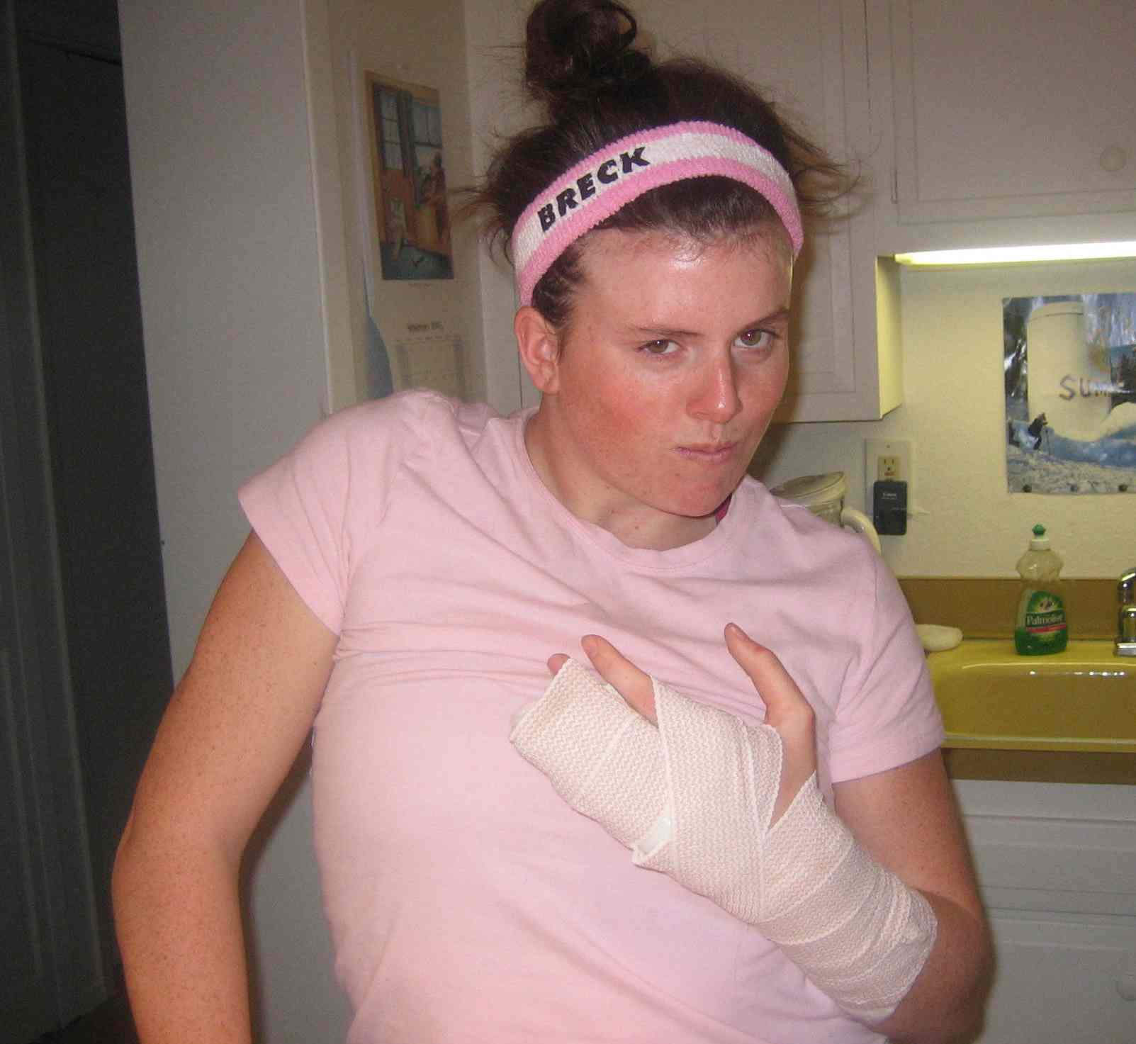 me + my broken hand (im gonna get a plaid cast!)