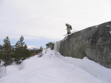 Me Safty off an 18 feet cliff